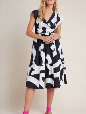 Black & White Abstract Wrap Midi Dress